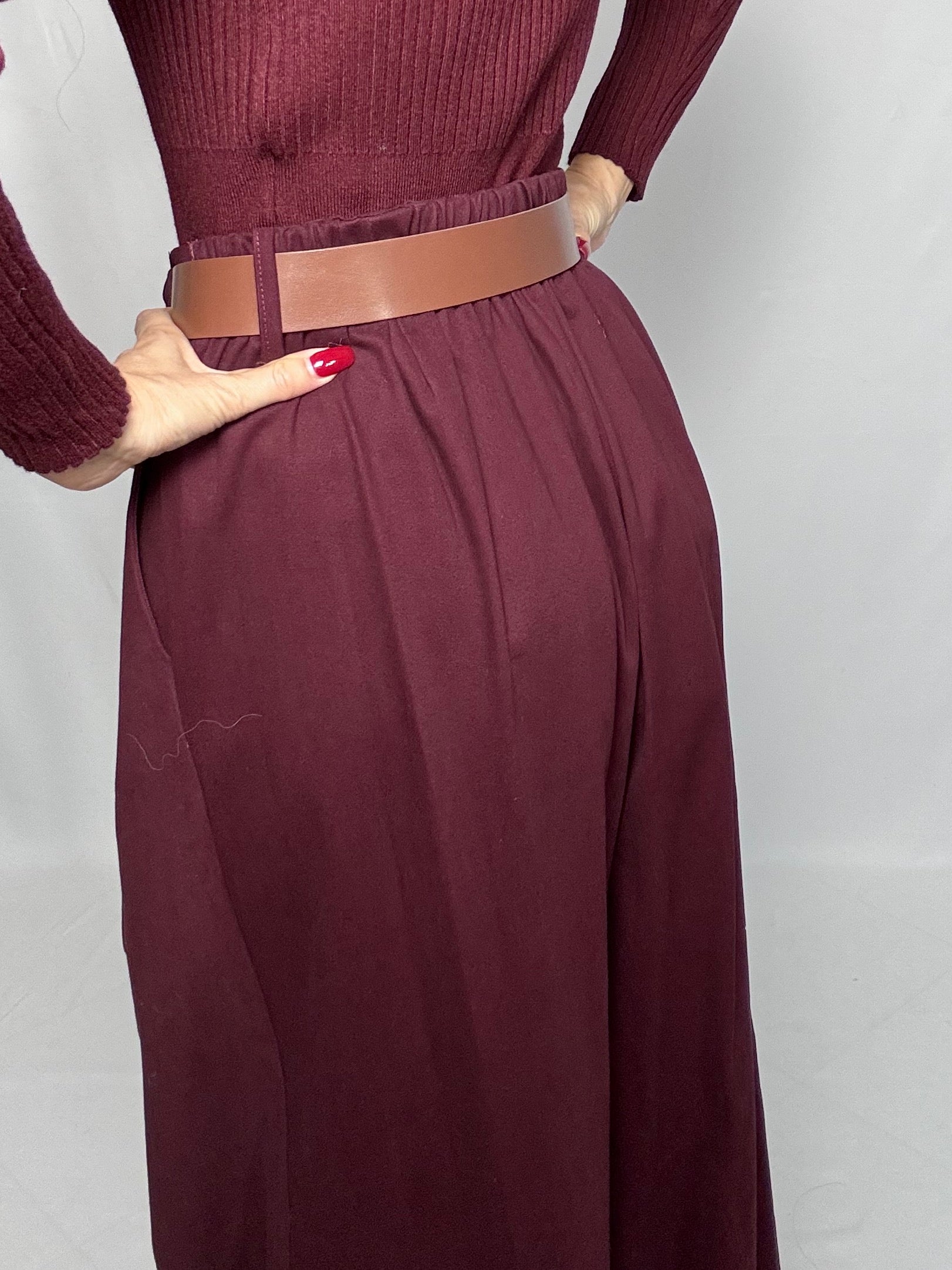 Pantalone West con cintura vino