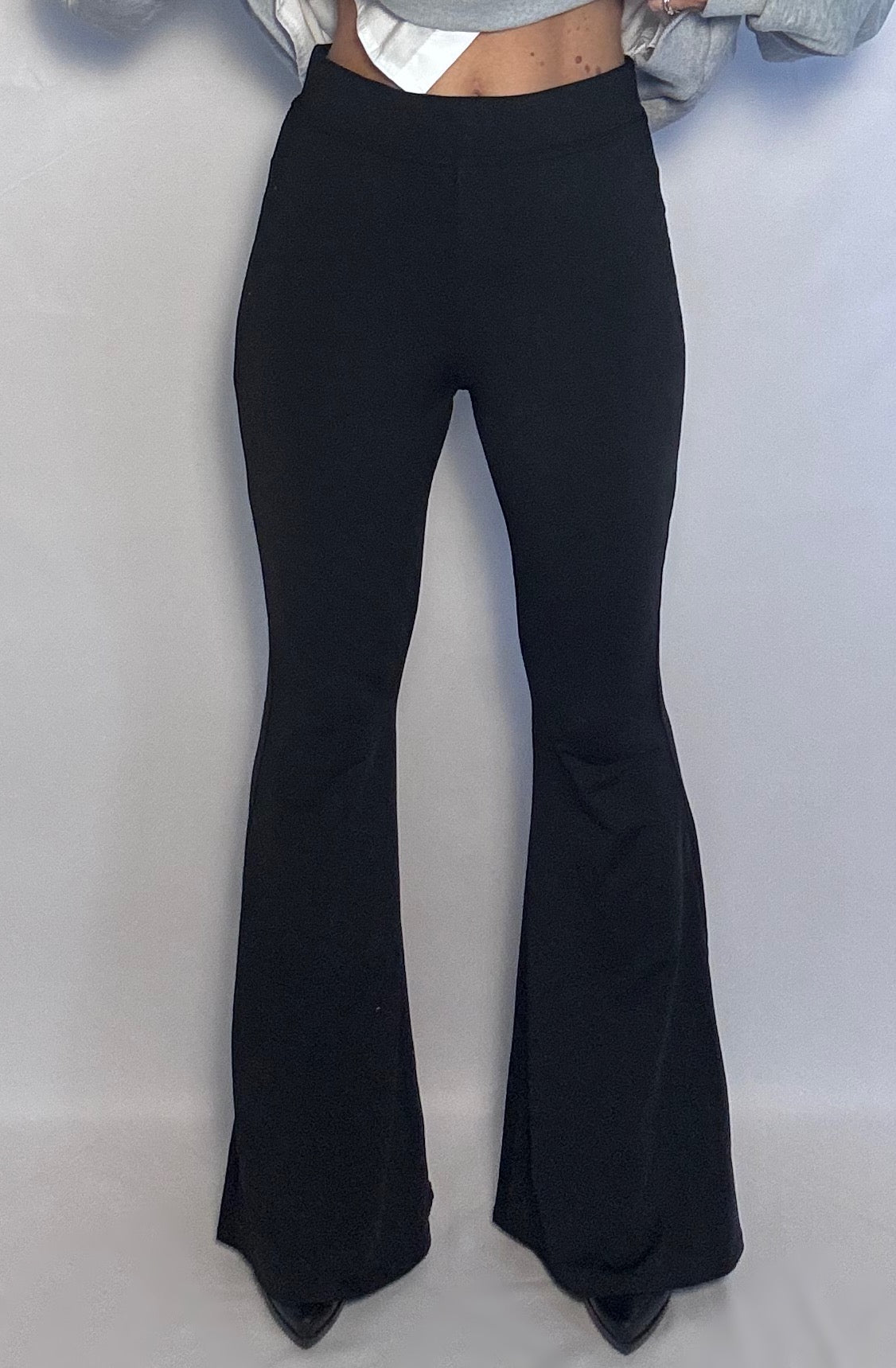 Pantalone a zampa nero