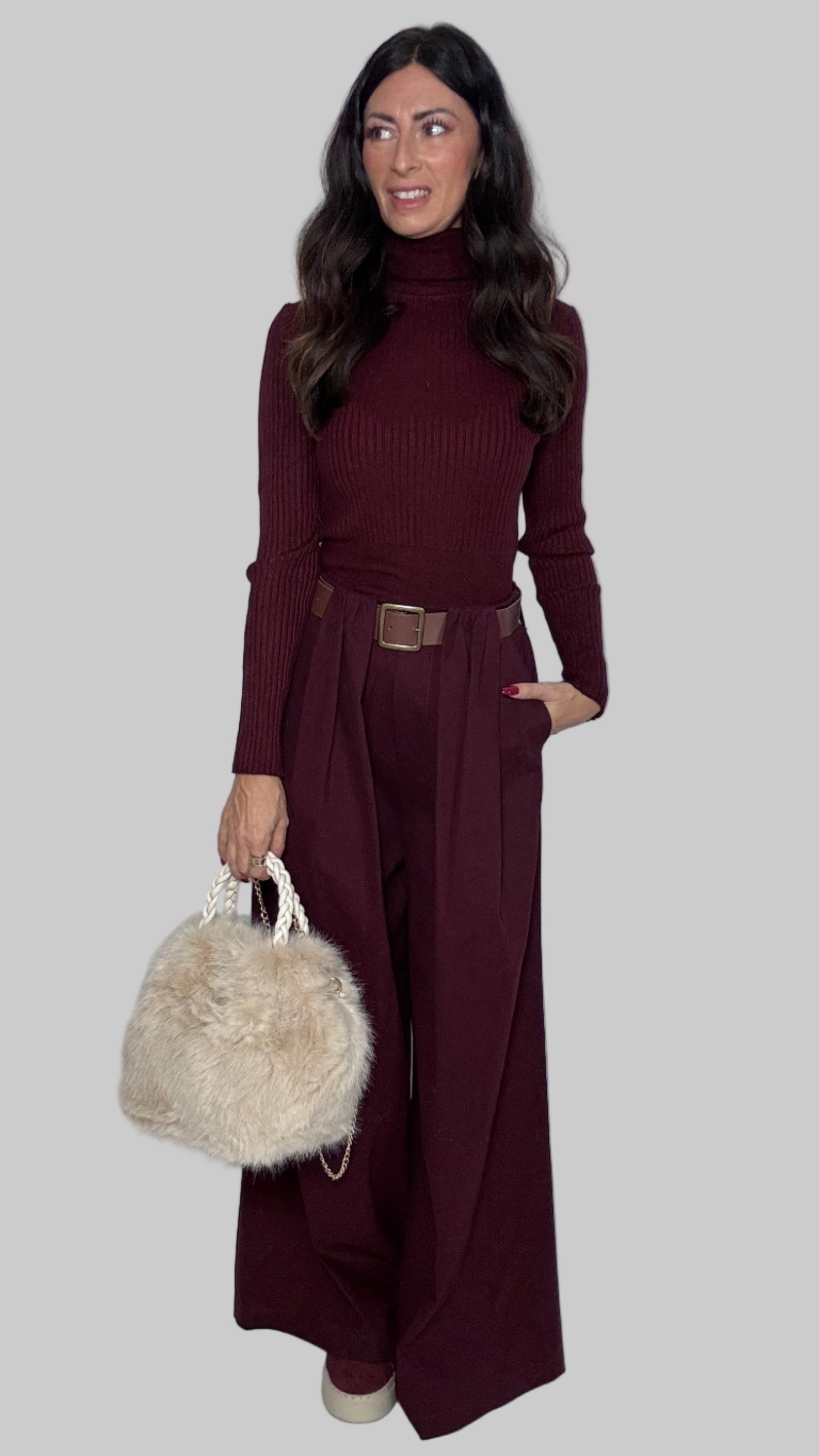 Maglia collo alto a costine Sanem vino