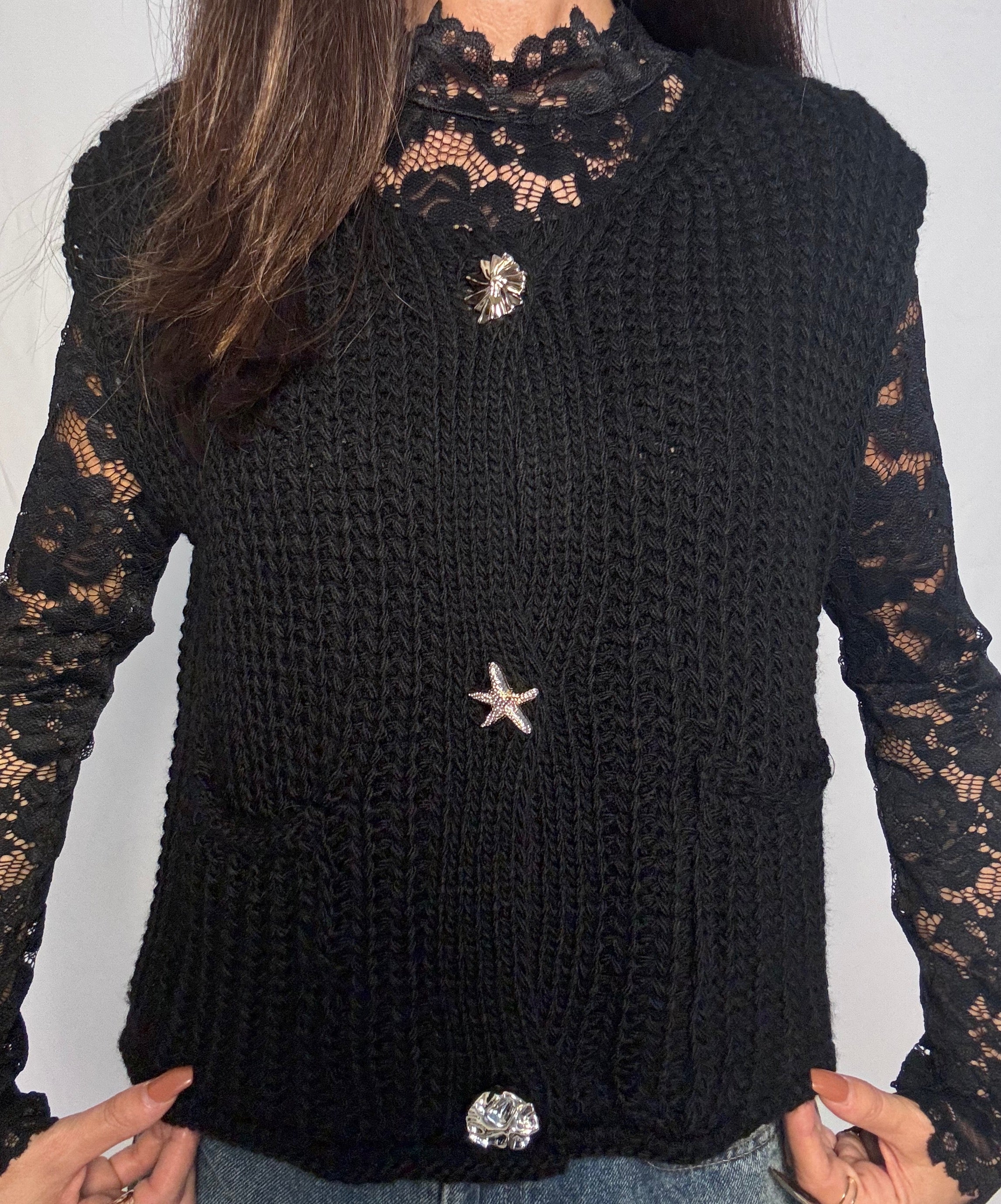 Cardigan smanicato gioiello nero
