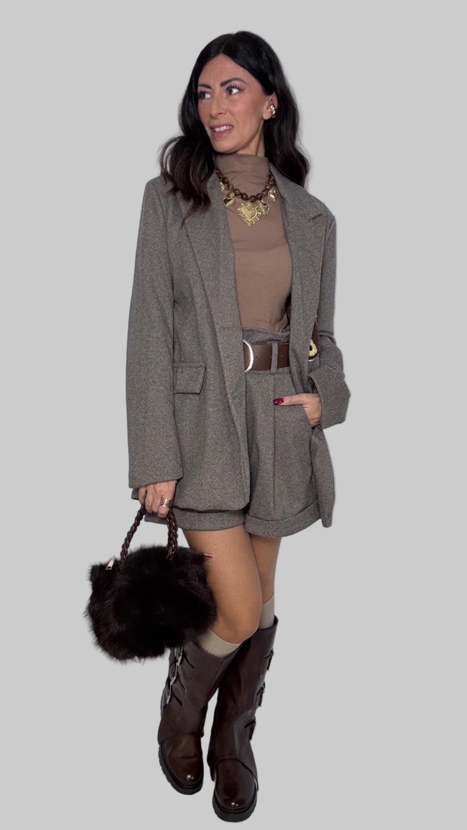 Shorts spigato con cintura fango
