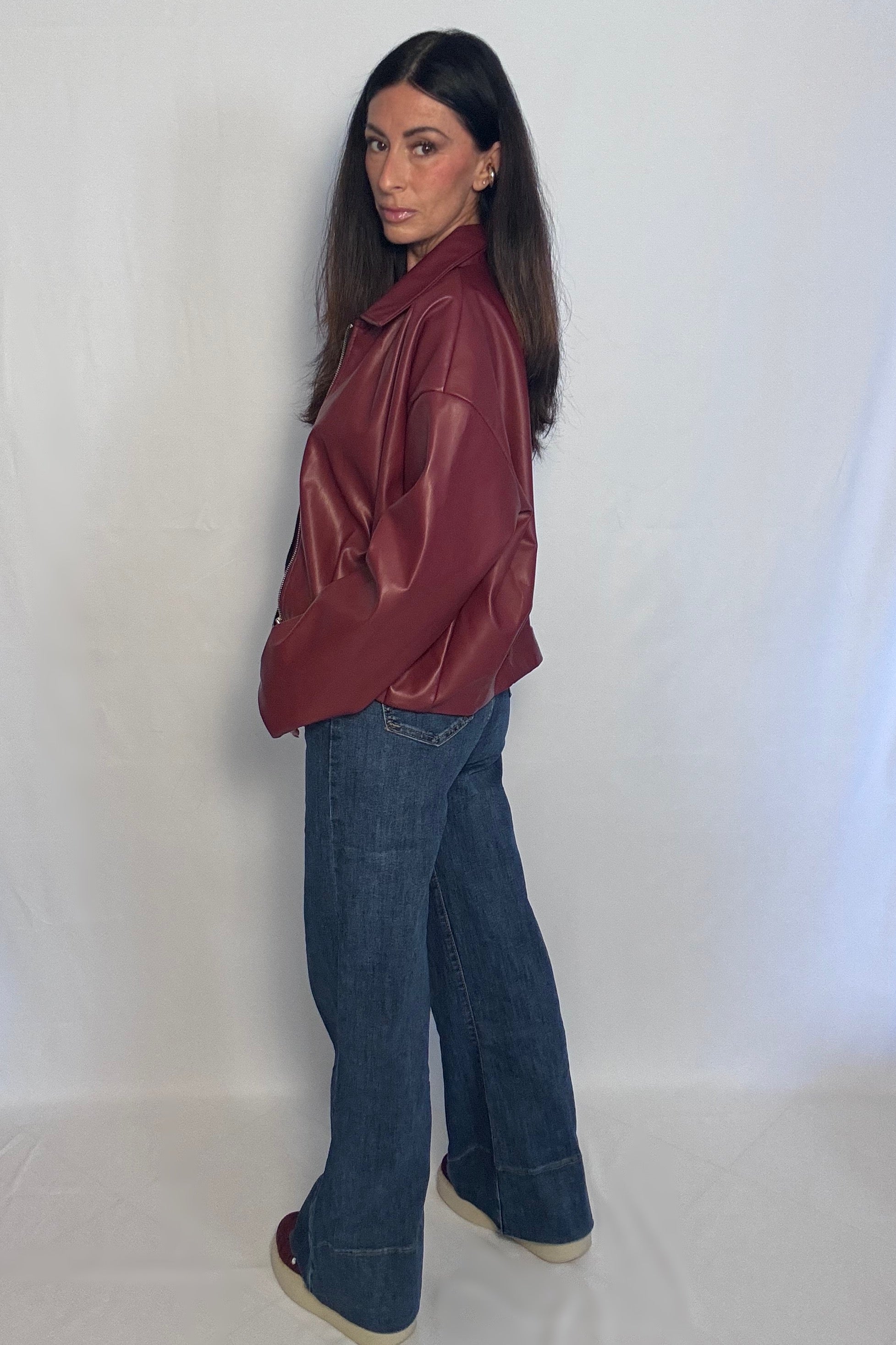 Bomber Desy vino