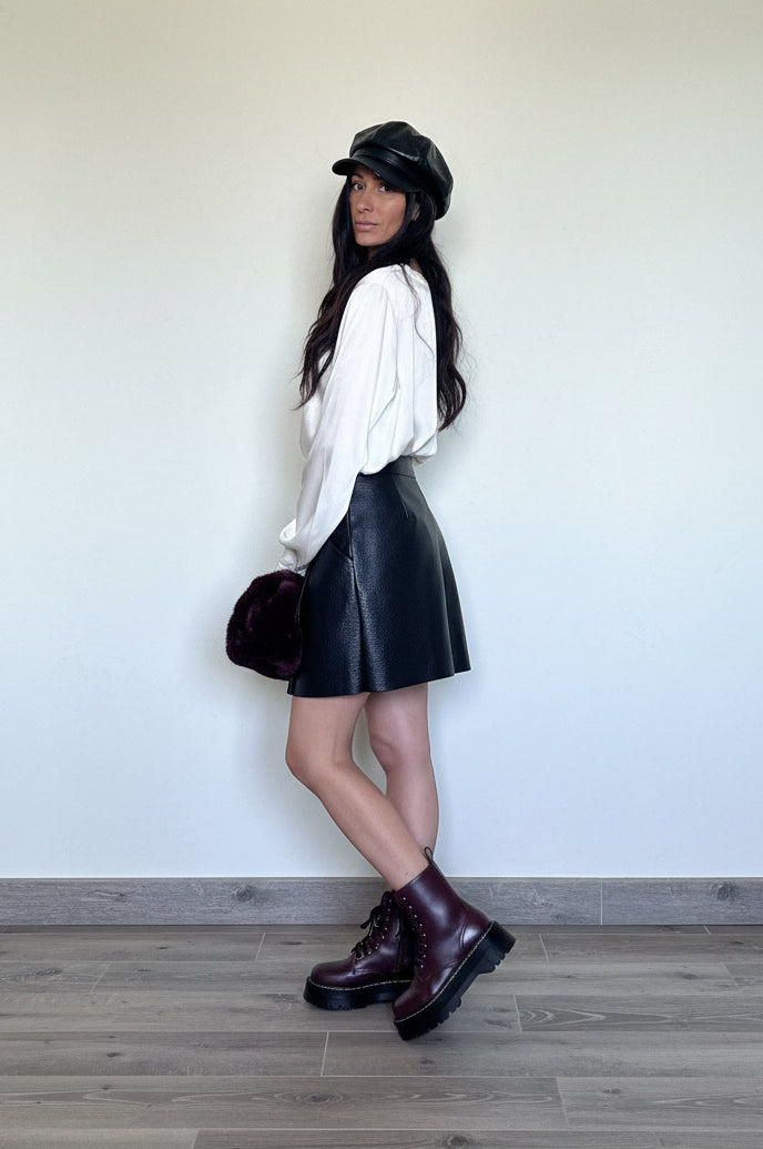 Shorts in ecopelle neri