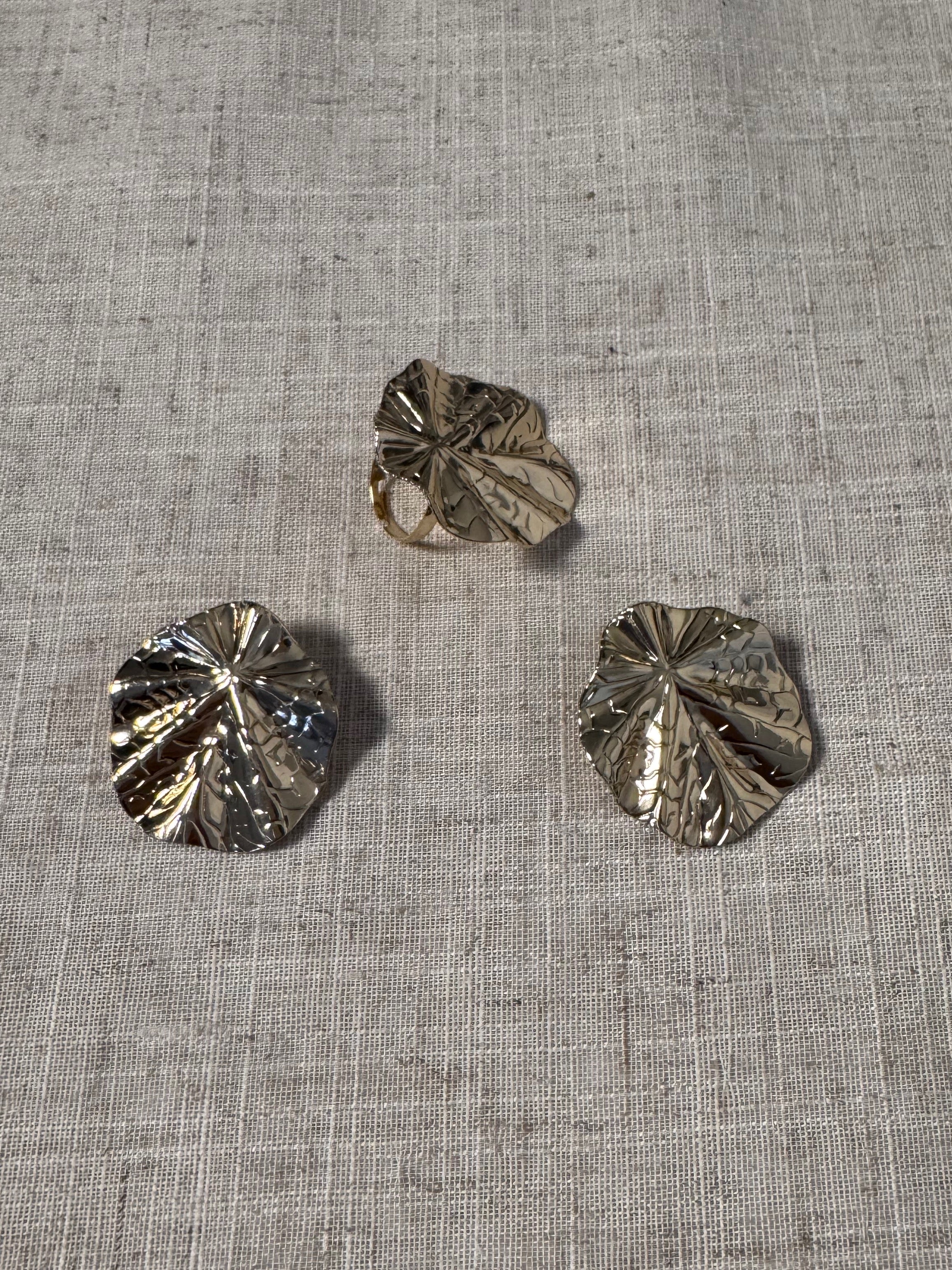 Anello Waves