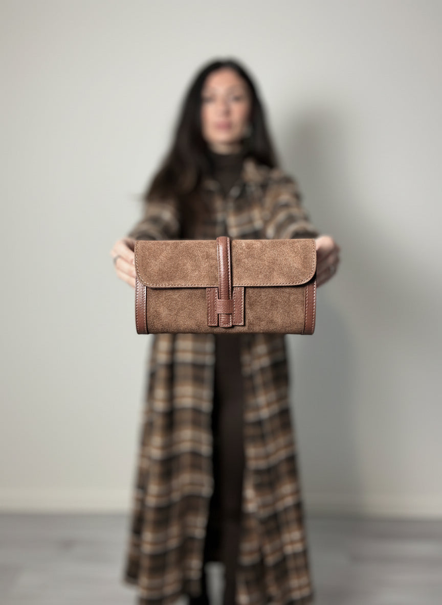 Borsa Herlise in vera pelle scamosciata Made in Italy caffè