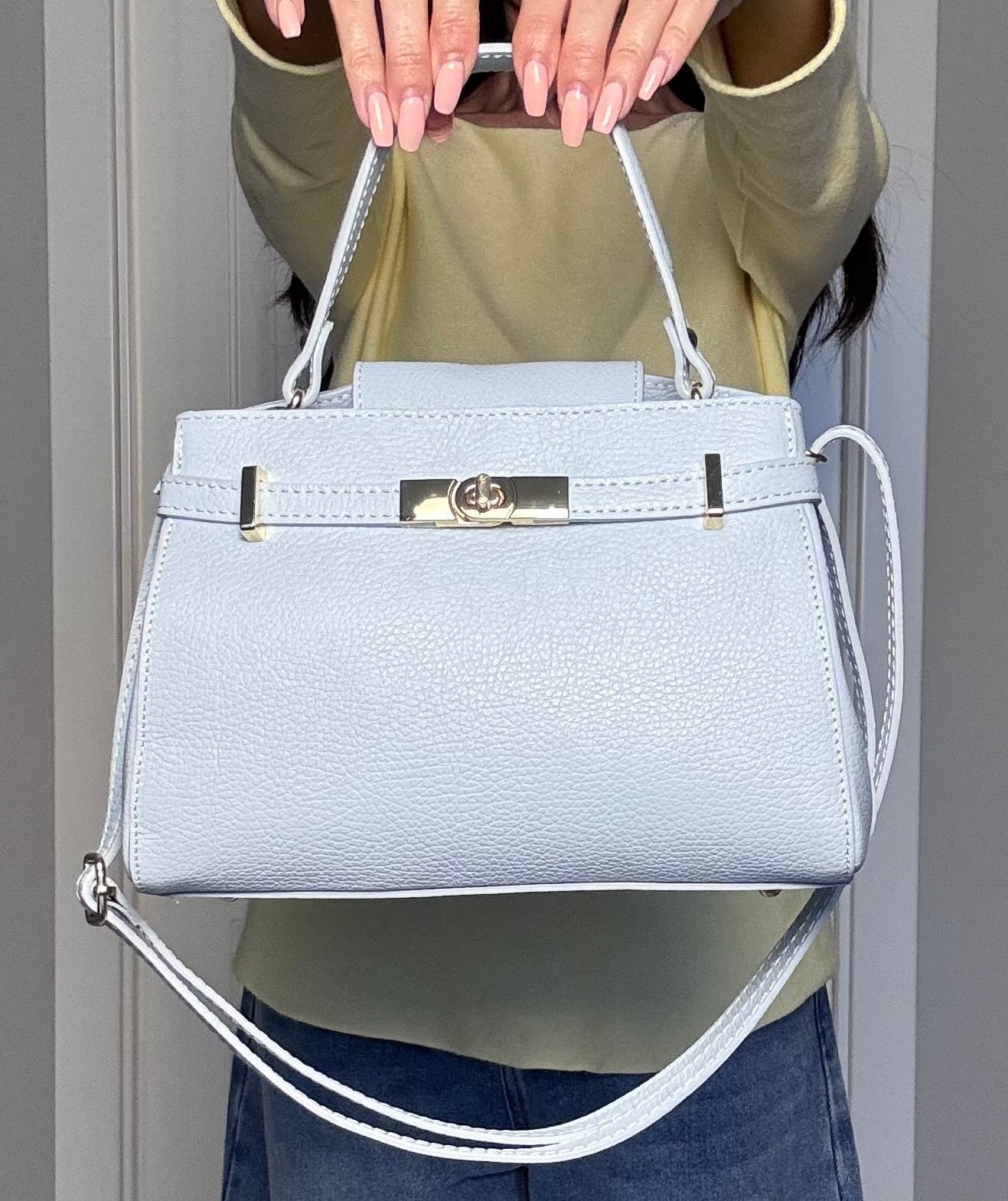 Borsa Coralia in vera pelle Made in Italy azzurra