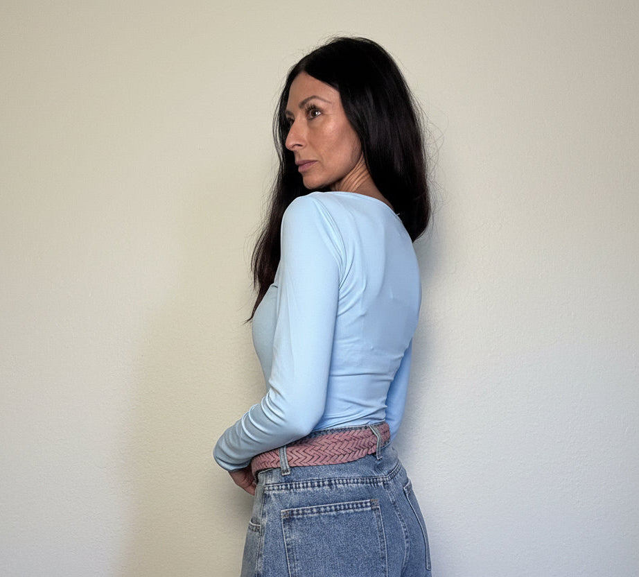 Body V in pizzo azzurro