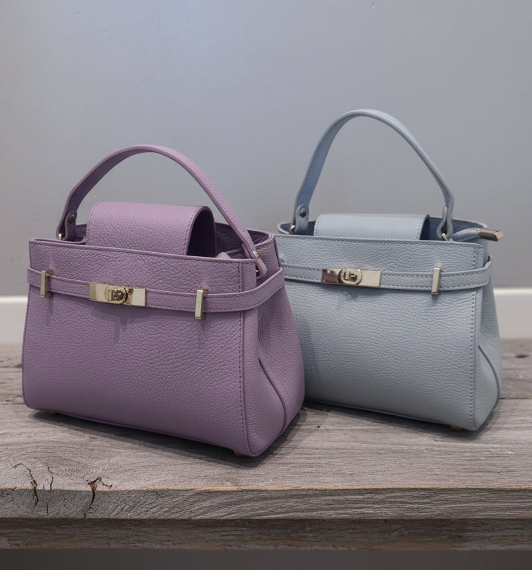 Borsa Coralia in vera pelle Made in Italy azzurra e lilla